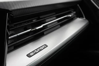 Audi Q4 e-tron 35 edition 92% SOH l Nederlandse auto | Warmtepomp l Stoelverwarming / 22
