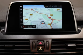 BMW 2 Series Active Tourer 218i Executive Automaat  / Navigatie / Trekhaak / Panoramadak / LED / Achteruitrijcamera / Climate Control / Parkeersensoren voor+achter / Cruise Control / Bluetooth / 23