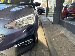 Ford Focus Wagon Automaat Titanium X Business Active WinterPack / 9