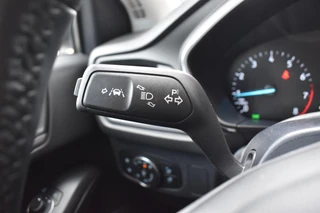 Ford Focus Wagon 1.0 EcoBoost Hybrid Titanium / 33