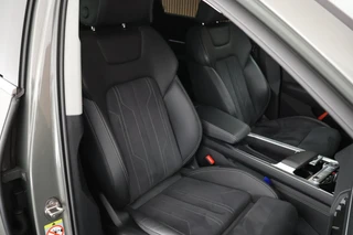 Audi Q8 e-tron 50 340pk quattro Advanced Edition 95 kWh SOH 91% Trekhaak Camera Sportstoelen Stoelverwarming / 4