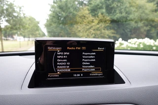 Audi Q3 1.4 TFSI  | Trekhaak | Navi | NAP | Clima | BOVAG garantie | / 30