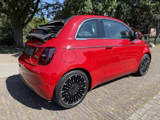 Fiat 500 C La Prima 42 kWh | Blind Spot | Camera | CarPlay | BTW | / 24
