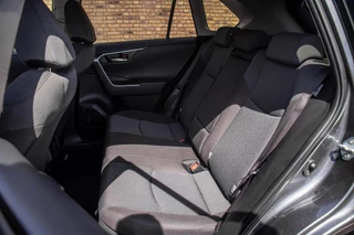 Toyota RAV4 2.5 Hybrid Style, Adaptive-Cruise, Carplay / 12