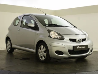 Toyota Aygo 1.0-12V Comfort Navigatie | 1e eigenaar | PDC / 15