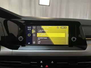Volkswagen Golf 1.0 TSI 110pk Life Sfeerverlichting Navigatie Parkeersensoren App-Connect / 11