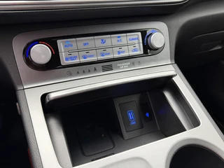 Hyundai Kona EV Fashion 64 kWh 3- Fase SOH 95,3% Warmtepomp | Trekhaak | Camera | Navigatie | Head-Up Display / 20