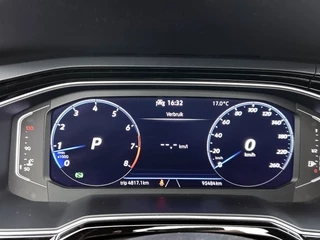 Volkswagen TAIGO 1.5 TSI R-Line Business | Automaat | Adaptive cruise | Parkeersensoren | Panoramadak / 17