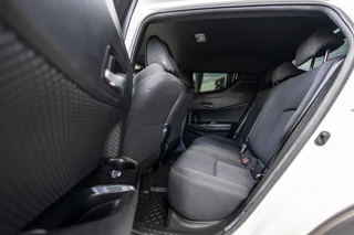 Toyota C-HR 1.2 Urban  | Trekhaak | Camera | NL Auto / 11