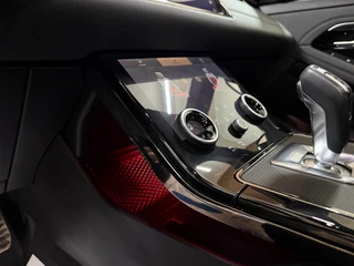 Land Rover Range Rover Evoque 2.0 D165 AWD R-Dynamic HSE | Black Edition | PANO | Leder | Meridian | Winter Pakket | 20inch | ACC / 31