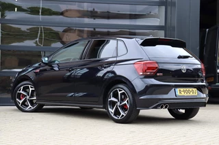 Volkswagen Polo 2.0 TSI GTI | Apple Carplay | Cruise | Stoelverwarming | Clima | Sensoren | Lm Velgen | / 36