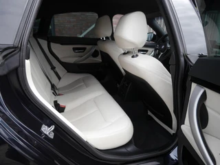 BMW 4-serie Gran Coupé 428i High Executive M Pakket | Licht interieur |  Elektrische achterklep | Elektrisch verst.bare best.stoel | Stoelverwarming | Navigatie | Climate control | 18inch velgen / 14
