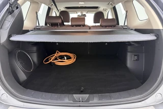 Mitsubishi Outlander 2.0 PHEV Automaat instyle | Navigatie | Lederen bekleding | Achteruitrijcamera | Elektrische achterklep | Stoel- en stuurverwarming | Verwarmd voorraam / 4