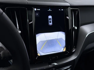Volvo XC60 2.0 T6 Plug-in hybrid AWD Plus Dark / 41