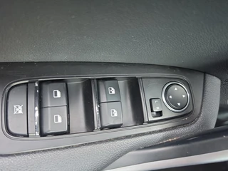 Kia Ceed 1.4 T-GDi DynamicPlusLine DCT | Navigatie | Climate control | Cruise control | Stoel + stuur verwarming / 23