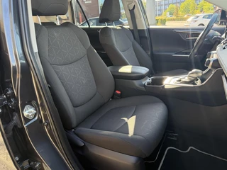 Toyota RAV4 2.5 Hybrid AWD Dynamic 4S-BANDEN EL-SPIEGELS CAMERA PARK-SENSOREN APPLE/ANDOID STOELVERW CLIMA / 14