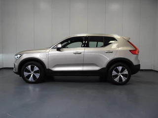 Volvo XC40 1.5 T4 Plug-In Hybrid Core Bright NAVI/CAMERA/LED/18"LMV! / 2