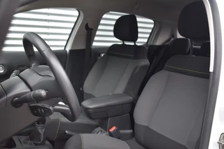 Citroën C3 1.2 PT S&S FEEL EDITION CLIMA / NAVI / APPLE CARPLAY/ ANDROID AUTO / / 2