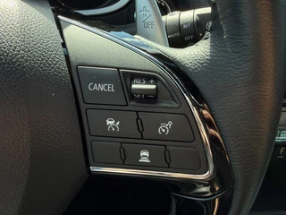 Mitsubishi Eclipse Cross 2.4 PHEV Prestige SOH 98,9% - PANO / 25