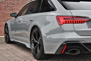 Audi RS6 Avant 4.0 TFSI quattro  Nardo Ceramic Pano Trekh Sportuitl HUD ACC Dynamic+ 4WS / 36