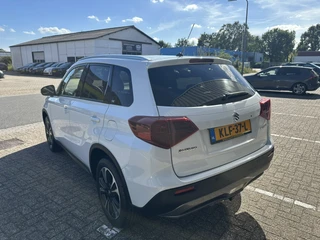 Suzuki Vitara 1.0 Boosterjet Stijl  | Afn. trekhaak | Pano | Keyless | Adapt. Cruise | PDC incl. Camera | Alcantara | Apple/Android / 14