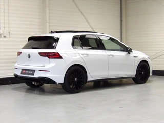 Volkswagen Golf 1.5 eTSI 130pk 7-DSG R-line / 6