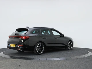 CUPRA Leon Sportstourer 1.4 e-Hybrid Navigatie | LED | 18 inch | Stuurverwarming | / 2