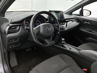 Toyota C-HR 1.8 Hybrid Dynamic Camera | Cruise Control | Climate Control | / 12