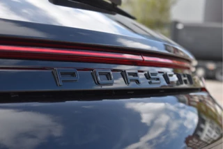 Porsche Panamera 4 Sport Turismo 3.0 Turbo Open dak | Keyless | Luchtvering | Carplay | Mem.stoelen | Softclose | 4x stoelverwarming | Bose | Full LED | 21" / 30