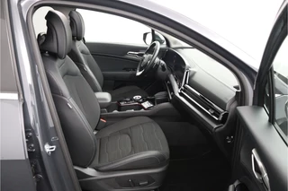 Kia Sportage 1.6 T-GDi Hybrid DynamicPlusLine  - Kantel/Schuifdak - Stoel en stuur verwarming - Parkeersensoren - Navigatie- Fabrieksgarantie tot 10-2031 / 30