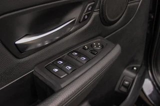 BMW 2-serie Active Tourer 225xe Luxury | Driving Assistant Plus | Panoramadak | Fileassistent | Active Cruise control | Head-up | HiFi audio | Sportstoelen | Rijstrooksensor | Keyless entry / 39