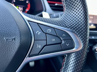 Renault Captur 1.3 TCe 160 EDC R.S. Line  | Automaat | All Seasons | Navigatie | Groot Scherm | Achteruitrijcamera + Parkeersensoren | Draadloze Telefoonlader | Climate Control | Luxe Pook | Apple CarPlay/Android Auto / 24