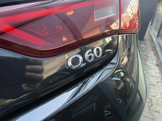 Infiniti Q60 Coupé 2.0t Premium Tech *Schuif-/Kanteldak & ACC* / 44