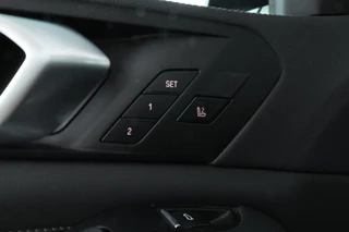 BMW X5 xDrive45e High Executive  Individual Leder, Apple carplay, Head up, Trekhaak / 22