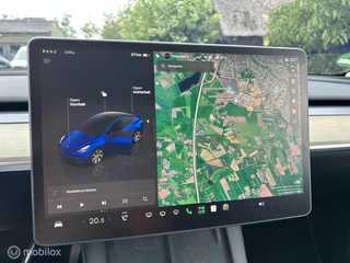 Tesla Model Y Long Range Dual Motor / 11