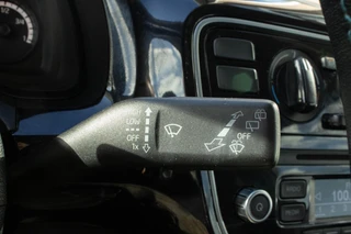 Volkswagen Up! 1.0 high up! BlueMotion|Airco|Lichtmetaal| / 26