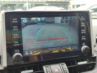 Toyota RAV4 2.5 HYBRID STYLE LEDER STOEL/STUURVERW PARK-SENSOREN EL-STOEL EL-ACHTERKLEP APPLE/ANDROID CAMERA CLIMA LED PRIVACY GLASS 17'' LM-VELGEN / 21