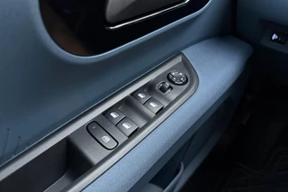 Fiat Grande Panda 1.2 Hybrid 110pk Automaat ICON | Tot 8 jaar Garantie | Apple Carplay/Android Auto | Cruise control | Lichtmetalen velgen | Parkeersensoren | Hoge instap / 17