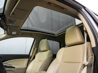 Honda CR-V 2.0 AWD Executive Leder | Panoramadak | Camera | Xenon | Keyless | Stoelverwarming | Trekhaak / 7