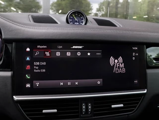 Porsche Cayenne Coupé 3.0 E-Hybrid Pano Achterasbesturing Krijtgrijs Luchtvering Softclose Stoelkoeling SOH 88,7% / 41