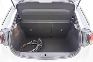 Opel Corsa Electric Long Range GS 51 kWh | NIEUW | tot 429km WLTP | 100kW snelladen | Stoel- & stuurverwarming | Camera | Apple Carplay/Android Auto / 12