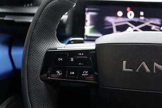 Lancia Ypsilon 1.2 Turbo Hybrid HF Line 110pk / 8