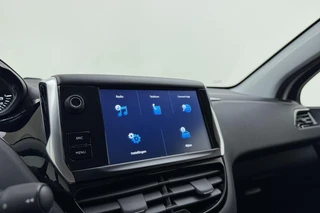 Peugeot 208 1.2 PureTech Active / 21