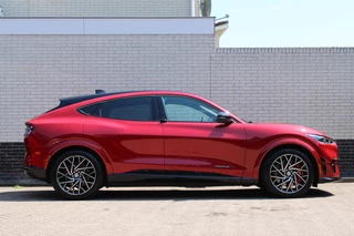 Ford Mustang Mach-E GT Extended AWD 98 kWh  | Adaptieve cruise | B&O | 360 camera | Panoramadak | Winterpack / 2