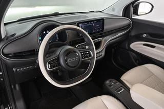 Fiat 500 C La Prima 42 kWh Cabrio Leder Stoelverwarming Achteruitrijcamera 17" / 6