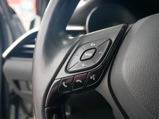 Toyota C-HR 1.8 Hybrid Executive JBL Audio| Leder| ACC| Dealer onderhouden / 21
