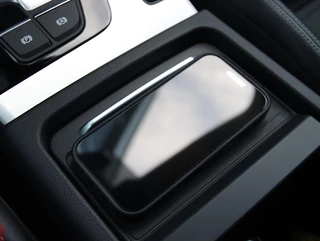 Audi Q5 55 TFSI e quattro 367PK S-edition | SOH 97% | Panoramadak / 19
