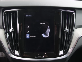 Volvo V60 2.0 T6 Recharge AWD 340PK Inscription | Memory | H&K Audio | Trekhaak / 17
