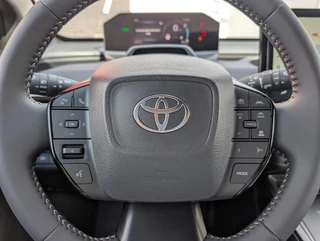 Toyota bZ4X Touring Dynamic 75 kWh NIEUW DIRECT LEVERBAAR! 360 CAMERA STOEL/STUURVERW WARMTEPOMP BLIND SPOT EL-ACHTERKLEP KEYLESS PARK-SENSOREN APPLE/ANDROID / 28