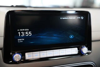 Hyundai Kona EV Comfort 64 kWh 3-Fase  Warmtepomp Two-Tone Adaptive-Cruise Navigatie / 14
